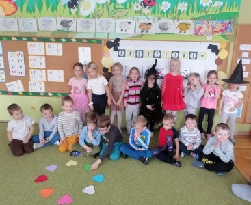 Gr IV Biedronki - Andrzejki - powiększ