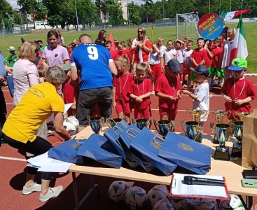 Gr II Motylki, Pszczółki i Biedronki podczas MINI EURO - powiększ